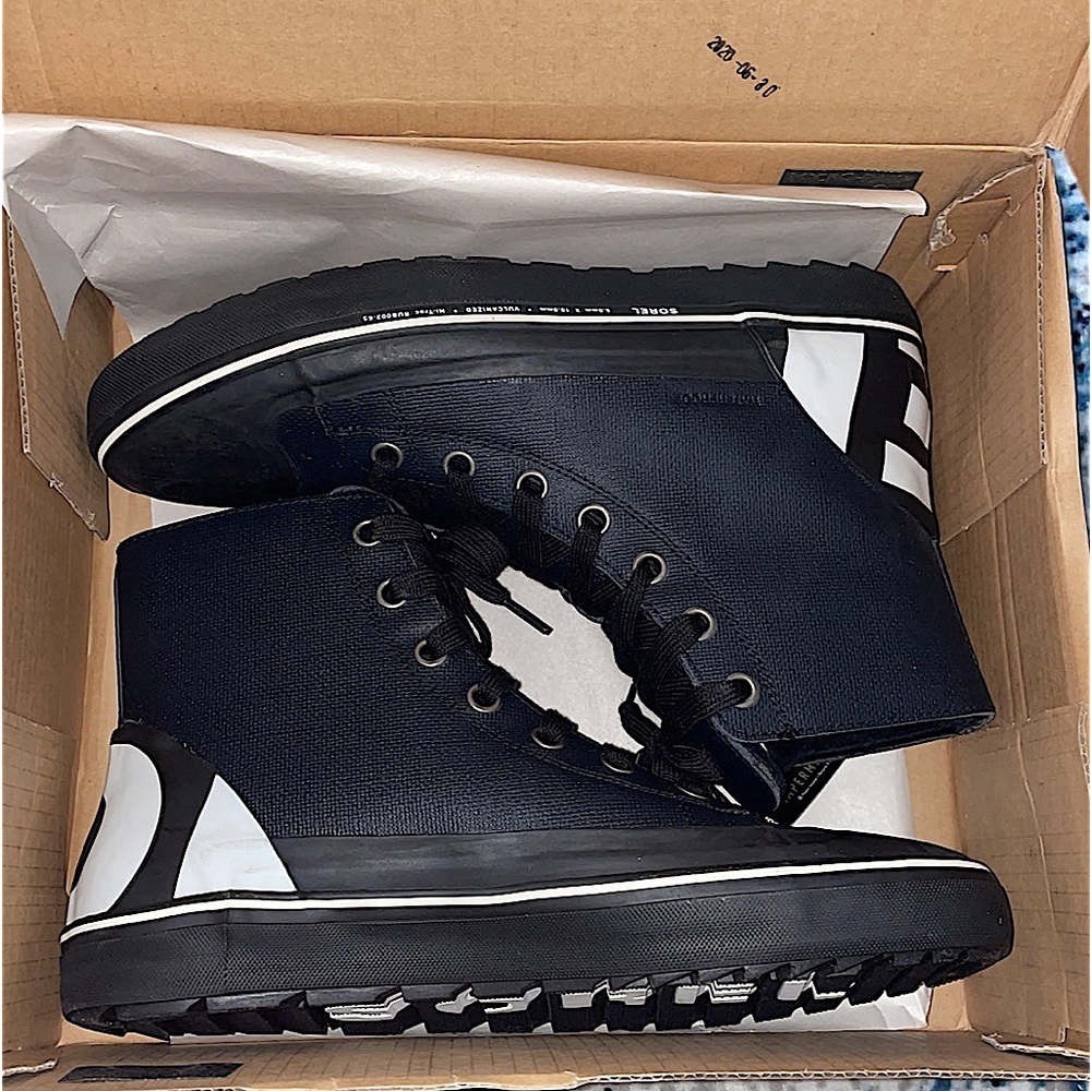 Brand New Sorel Men’s Cheyenne Metro Hi WP Boot